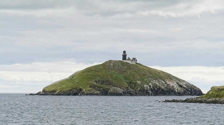 MountainViews.ie Picture about mountain Ballycotton island (<i>Oileán Bhaile Choitín</i>) in area Cork Islands, Ireland