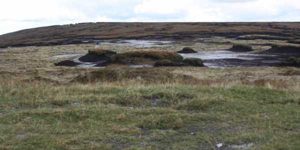             MountainViews.ie picture about Table Mountain (<em>Sliabh an Tábla</em>)            