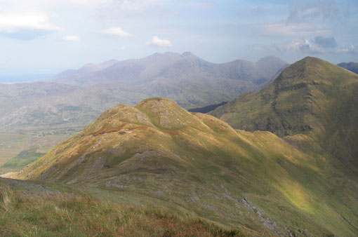             MountainViews.ie picture about Beann NE Top (<em>An Bheann Bhán (mullach thoir thuaidh)</em>)            