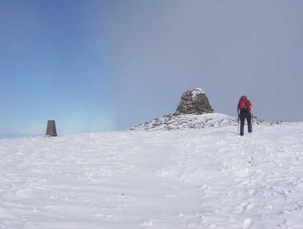             MountainViews.ie picture about The Paps West (<em>An Dá Chích Anann - An Chíoch Thiar</em>)            