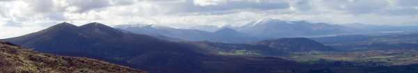            MountainViews.ie picture about Caherbarnagh NW Top (<em>An Chathair Bhearnach (mullach thiar thuaidh)</em>)            