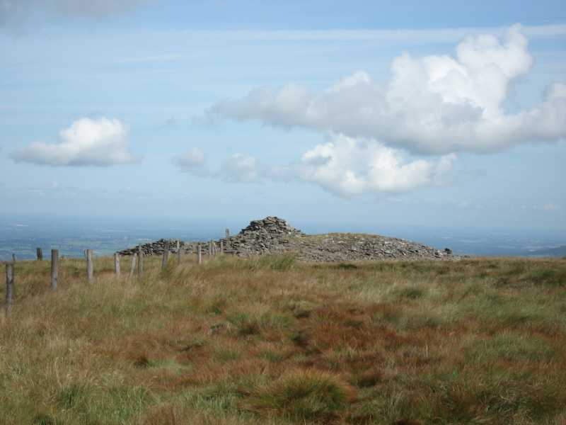             MountainViews.ie picture about Keadeen Mountain (<em>Céidín</em>)            