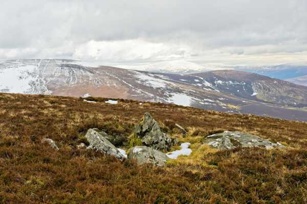             MountainViews.ie picture about Seahan (<em>Suíochán</em>)            