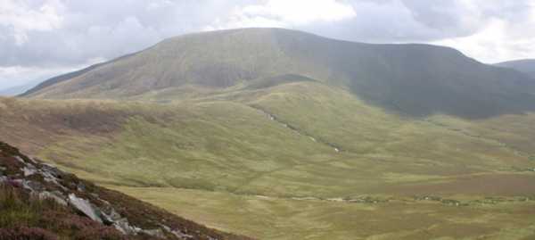             MountainViews.ie picture about Nephin Beg (<em>Néifinn Bheag</em>)            