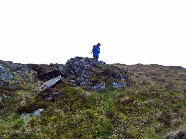             MountainViews.ie picture about Carran Far NE Top (<em>An Carn (mullach i gcéin thoir thuaidh)</em>)            