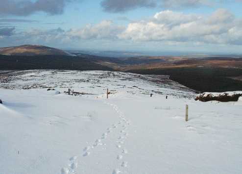             MountainViews.ie picture about Slieveanorra (<em>Sliabh an Earra</em>)            