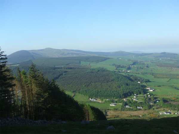             MountainViews.ie picture about Annagh Hill (Cnoc an Eanaigh)            