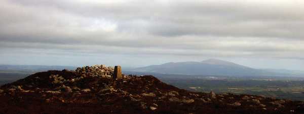             MountainViews.ie picture about Slieveanard NE Top (<em>Sliabh an Aird (mullach thoir thuaidh)</em>)            