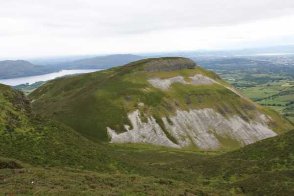             MountainViews.ie picture about Keelogyboy Mountain SW Top (<em>Sliabh na gCaológ Buí (mullach thiar theas)</em>)            