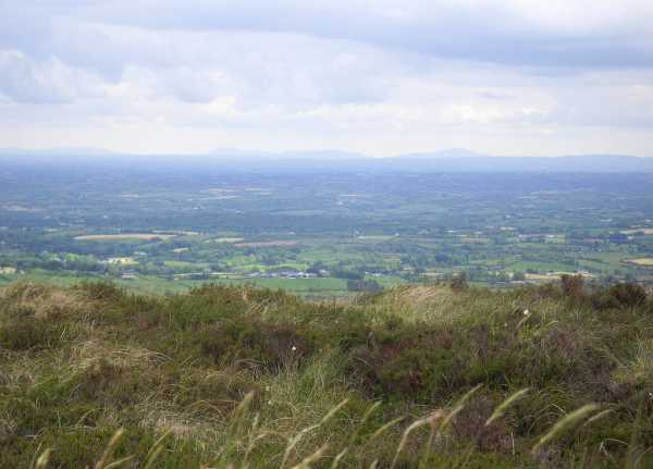             MountainViews.ie picture about Oughtmore (<em>Ucht Mór</em>)            