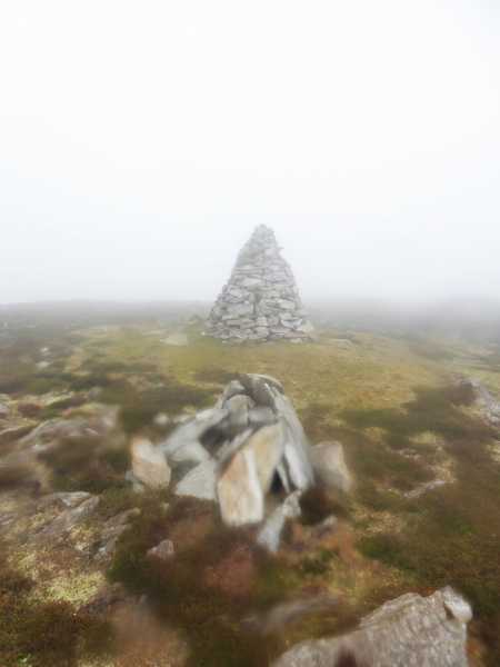             MountainViews.ie picture about Cluidaniller West Top (<em>Cnoc an Iolair (mullach thiar)</em>)            