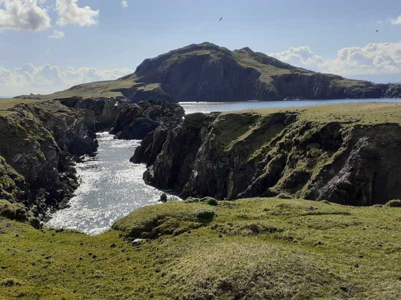             MountainViews.ie picture about Achillbeg Island S Top             