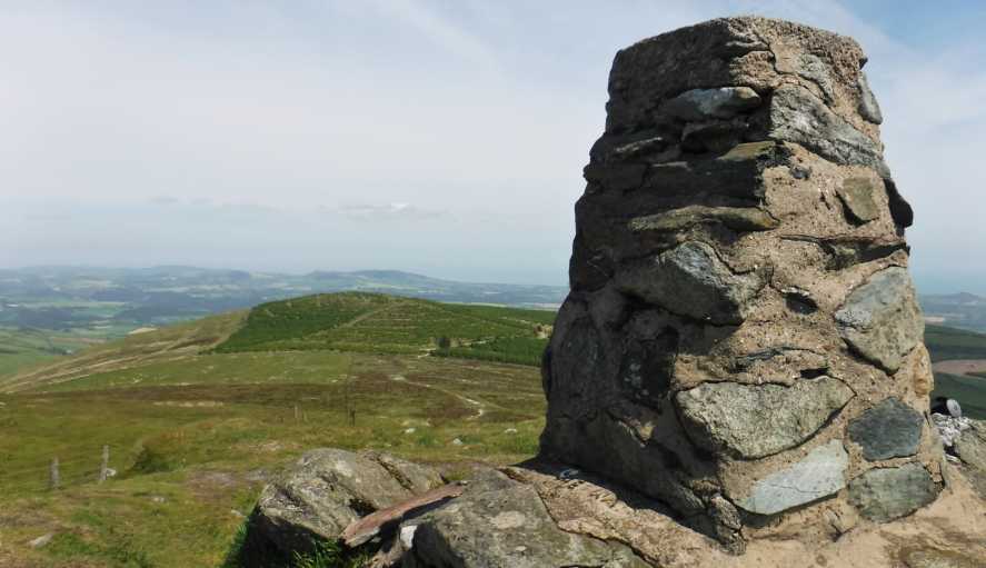             MountainViews.ie picture about Croghan Kinsella East Top (<em>Cruachán (mullach thoir)</em>)            
