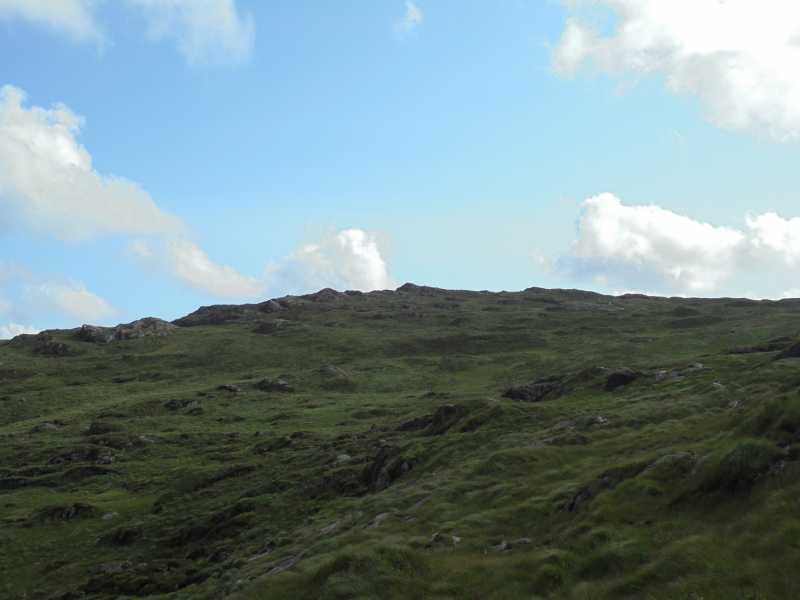             MountainViews.ie picture about Caoinkeen South-East Top (<em>An Caincín (mullach thoir theas)</em>)            