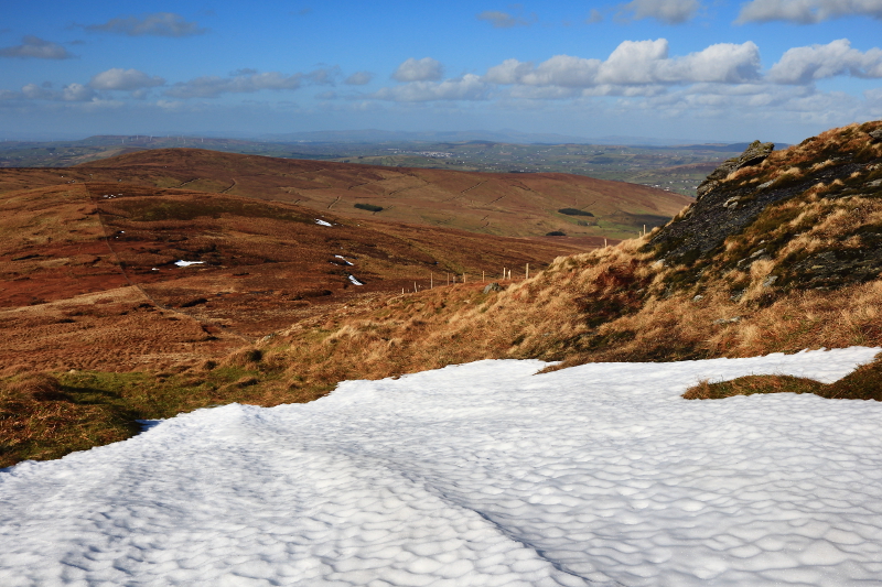             MountainViews.ie picture about Dart Mountain North-West Top (<em>An Dairt (mullach thiar thuaidh)</em>)            