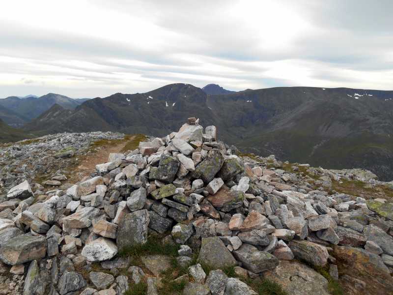             MountainViews.ie picture about Stob Coire Easain             