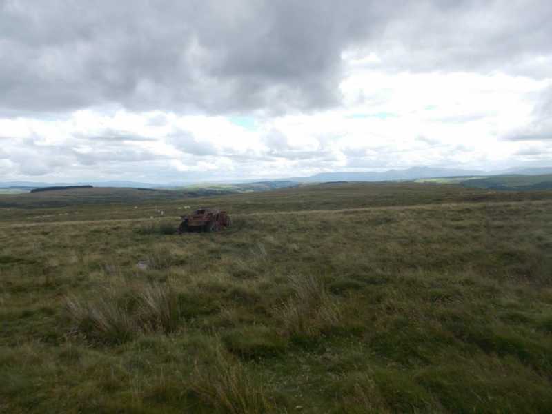             MountainViews.ie picture about Twyn Rhyd-car South Top             