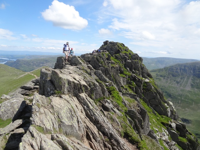             MountainViews.ie picture about Striding Edge [High Spying How]             