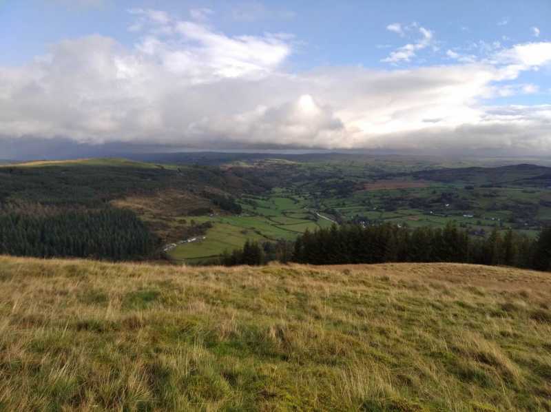             MountainViews.ie picture about Moel Pen-y-bryn             
