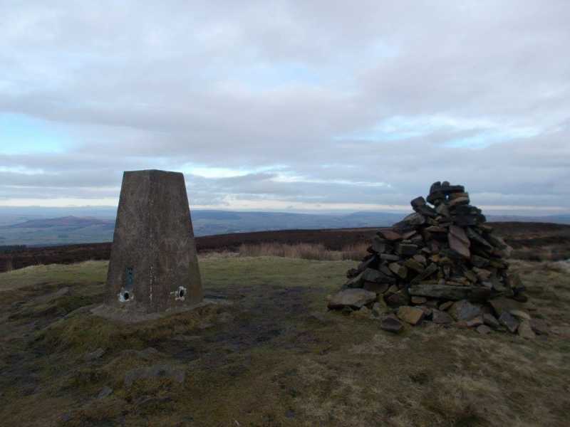             MountainViews.ie picture about Pinhaw Beacon             