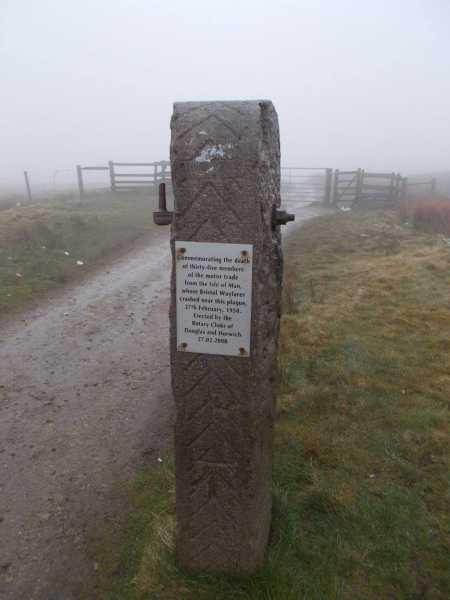             MountainViews.ie picture about Winter Hill (boundary)             