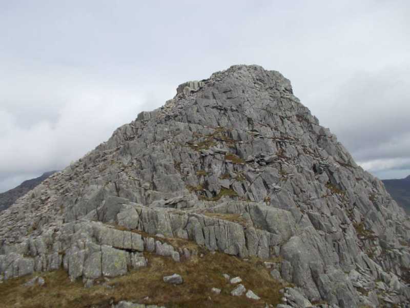            MountainViews.ie picture about Tryfan Far South Peak             