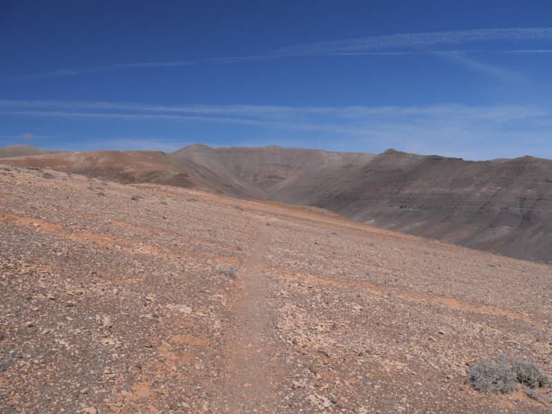 MountainViews.ie picture 3 for track/5058  : An alternative way up Pico de la Zarza.