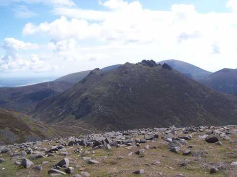 MountainViews.ie Picture about mountain Slieve Meelbeg (<i>Sliabh Míol Beag</i>) in area Mourne Mountains, Ireland