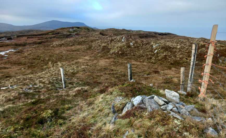 MountainViews.ie Picture about mountain Glengesh Hill (<i>Cnoc Ghleann Gheis</i>) in area Donegal SW, Ireland
