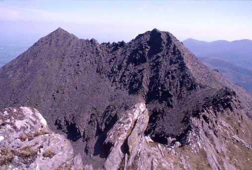 MountainViews.ie Picture about mountain <i>Cruach Mhór</i>  in area MacGillycuddy