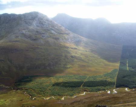 MountainViews.ie Picture about mountain Benbreen North Top (<i>Binn Bhraoin (Mullach Thuaidh)</i>) in area Twelve Bens, Ireland
