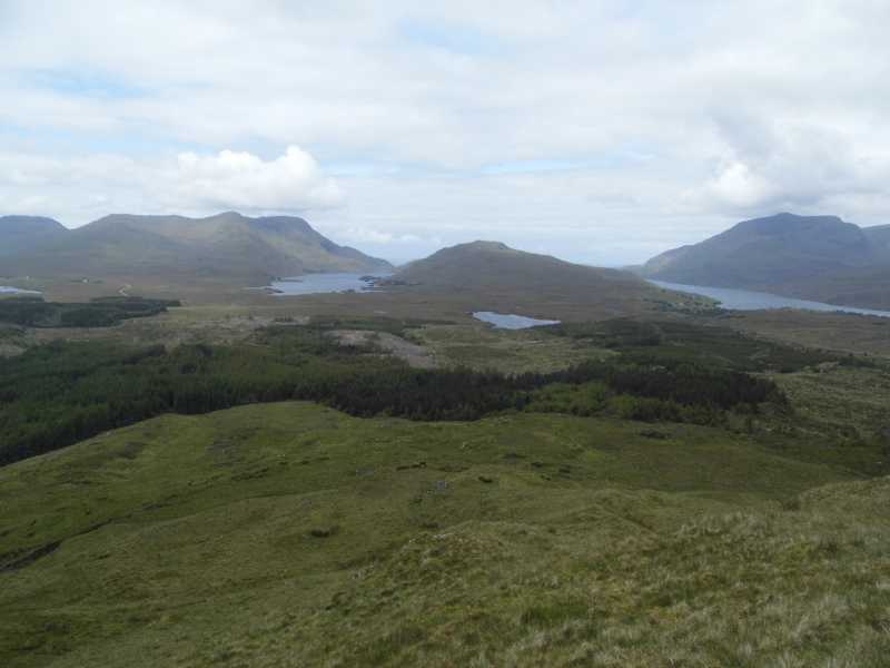 MountainViews.ie Picture about mountain Lettershanbally (<i>Leitir Seanbhaile</i>) in area Maamturks, Ireland