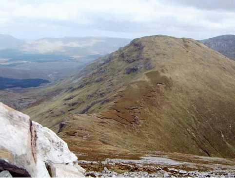 MountainViews.ie Picture about mountain Muckanaght (<i>Mucanacht</i>) in area Twelve Bens, Ireland