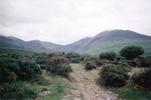 MountainViews.ie Picture about mountain Knockbrinnea East Top (<i>Cnoc Broinne (mullach thoir)</i>) in area MacGillycuddy