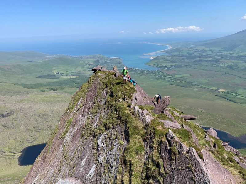 MountainViews.ie Picture about mountain Brandon Peak (<i>Barr an Ghéaráin</i>) in area Brandon Group, Ireland