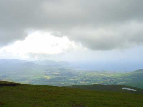 MountainViews.ie Picture about mountain Maulin (<i>Málainn</i>) in area Caha Mountains, Ireland