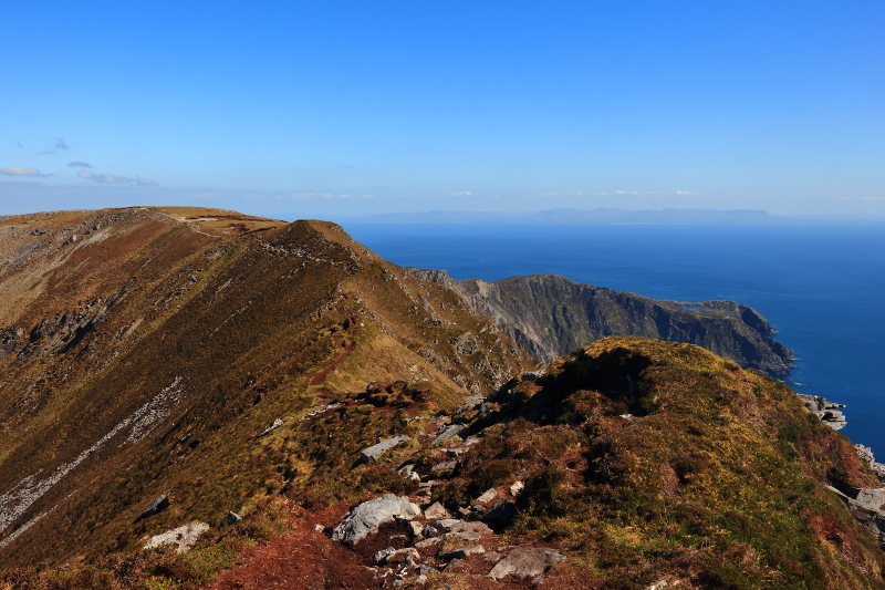 MountainViews.ie Picture about mountain Slieve League (<i>Sliabh Liag</i>) in area Donegal SW, Ireland