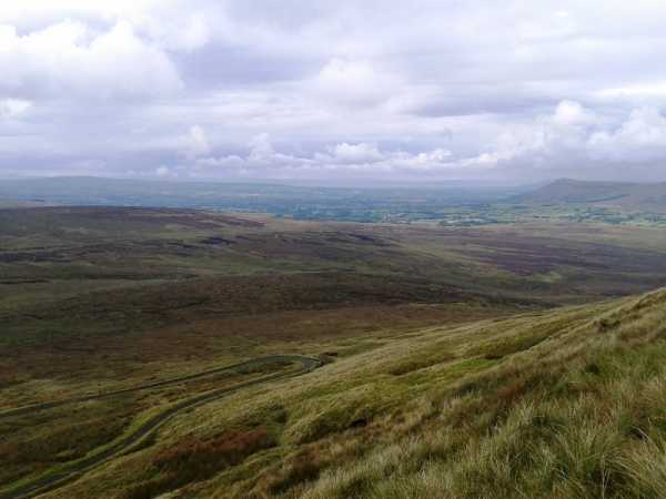 MountainViews.ie Picture about mountain White Mountain (<i>Sliabh Bán</i>) in area Sperrin Mountains, Ireland