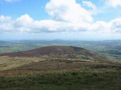 MountainViews.ie Picture about mountain Ballinacor Mountain (<i>Sliabh Bhaile na Corra</i>) in area Wicklow, Ireland