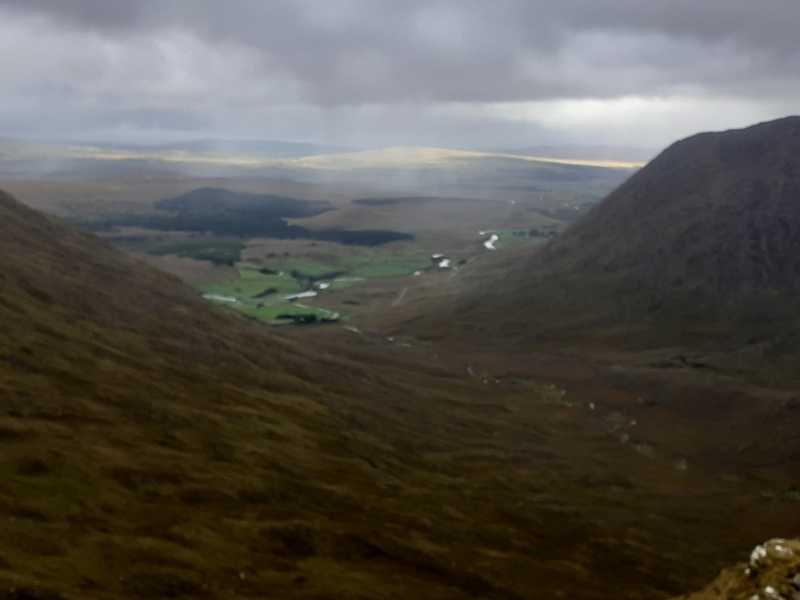 MountainViews.ie Picture about mountain Knocklaur (<i>Cnoc Láir</i>) in area Partry & Joyce, Ireland