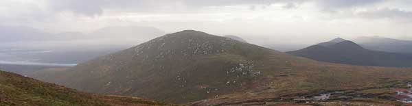 MountainViews.ie Picture about mountain Beenduff (<i>An Bhinn Dubh</i>) in area Slieve Mish, Ireland