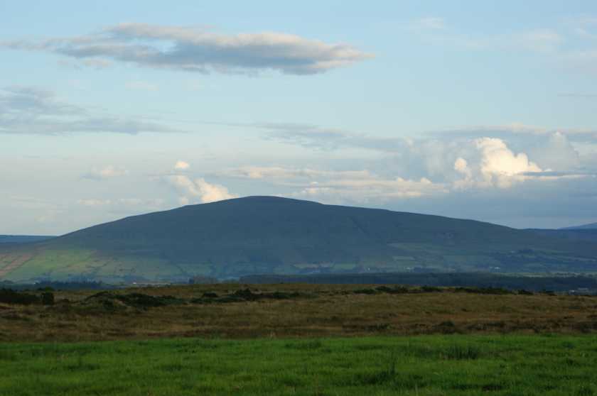 MountainViews.ie Picture about mountain Knocklayd (<i>Cnoc Leithid</i>) in area Antrim Hills, Ireland