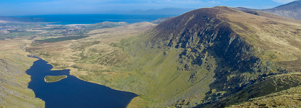 MountainViews.ie Picture about mountain Slievenagower (<i>Sliabh na nGabhar</i>) in area Central Dingle, Ireland