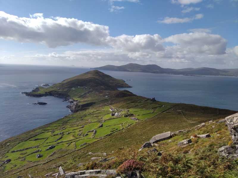 MountainViews.ie Picture about mountain Knockstooka (<i>Cnoc an Stoca</i>) in area Kerry Coastal Hill, Ireland