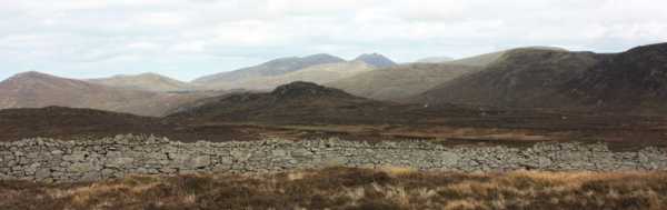 MountainViews.ie Picture about mountain Tievedockaragh (<i>Taobh Docrach</i>) in area Mourne Mountains, Ireland