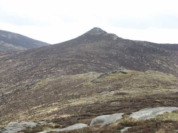 MountainViews.ie Picture about mountain Tievedockaragh (<i>Taobh Docrach</i>) in area Mourne Mountains, Ireland