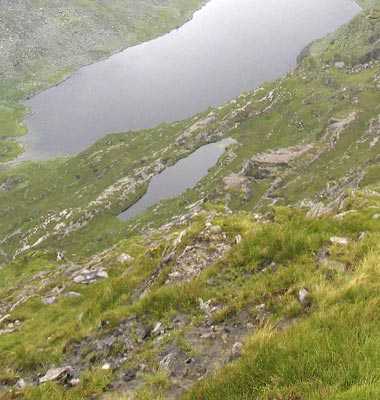 MountainViews.ie Picture about mountain Coomacarrea (<i>Com an Charria</i>) in area Glenbeigh Horseshoe, Ireland