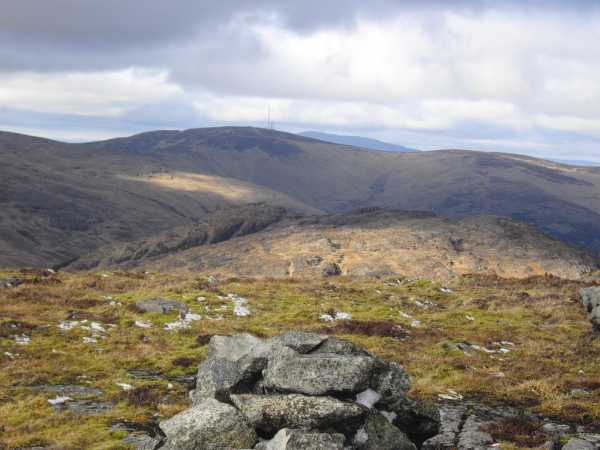 MountainViews.ie Picture about mountain The Ravens Rock (<i>Speilg an Fhiaigh</i>) in area Cooley Mountains, Ireland