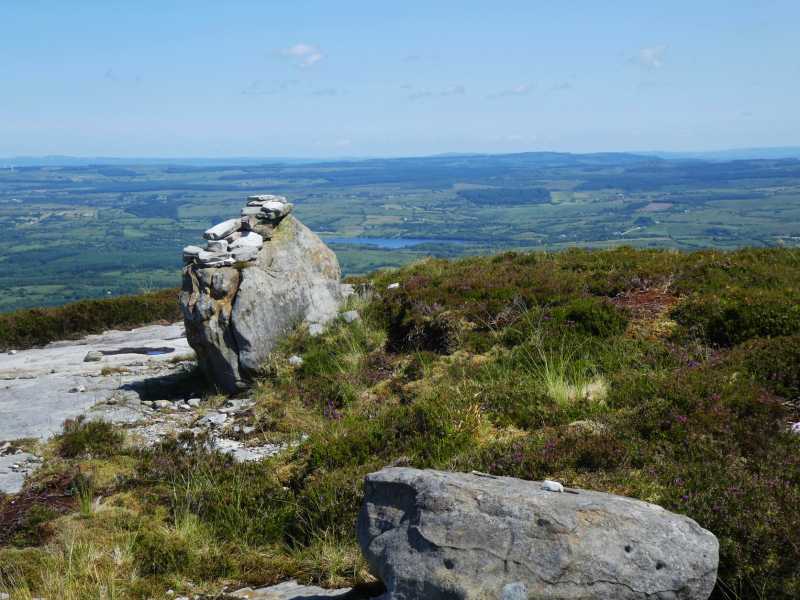 MountainViews.ie Picture about mountain Thur Mountain (<i>An Tor</i>) in area Dartry Mountains, Ireland