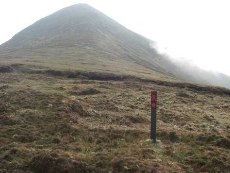 MountainViews.ie Picture about mountain Masatiompan (<i>Más an Tiompáin</i>) in area Brandon Group, Ireland